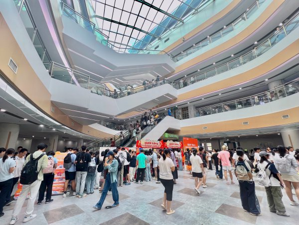 师恩暖疆粤 情满松涛园｜这场金秋帮扶品鉴行动让中群众生直呼“好甜！”